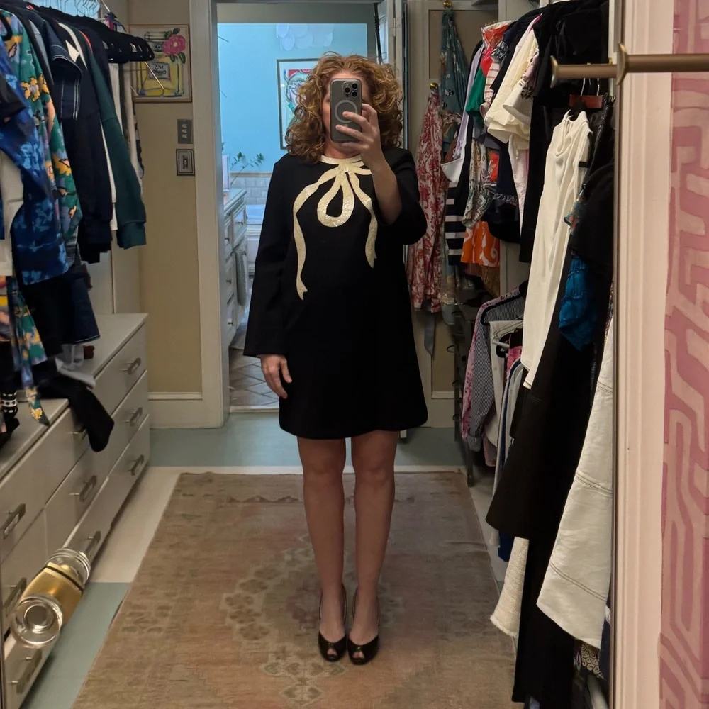 Tuckernuck Black Dress with Cream Bow Detail - Picture 4 of 4